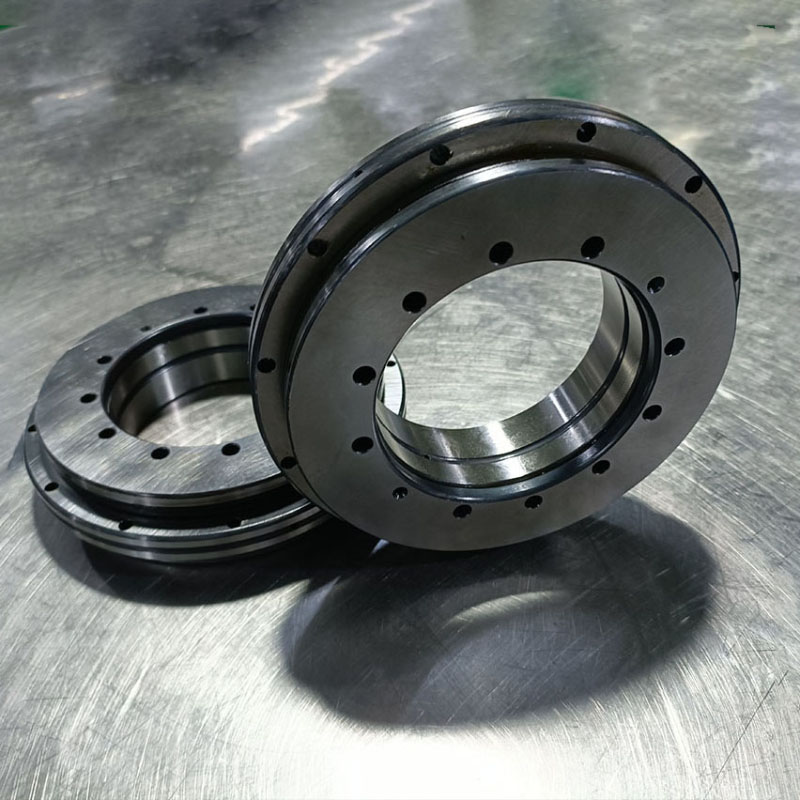 轉(zhuǎn)臺軸承裝配誤差看是小問題，影響大事情！